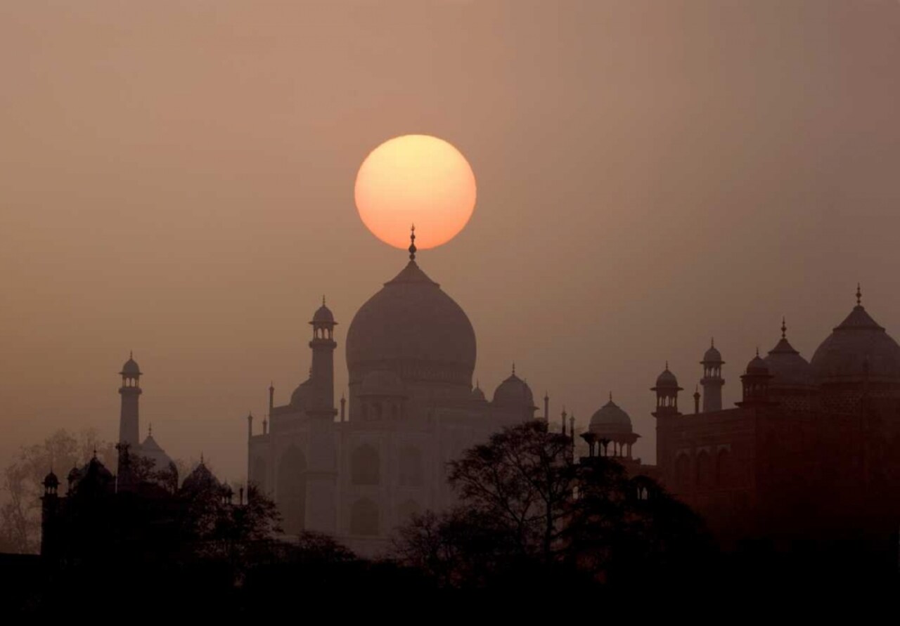 India, Uttar Pradesh, Agra Sunset over Taj Mahal by Jim Zuckerman - Item # VARPDXAS10BJY0002